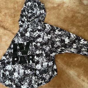 Black and White Ivy Park Wind Breaker M